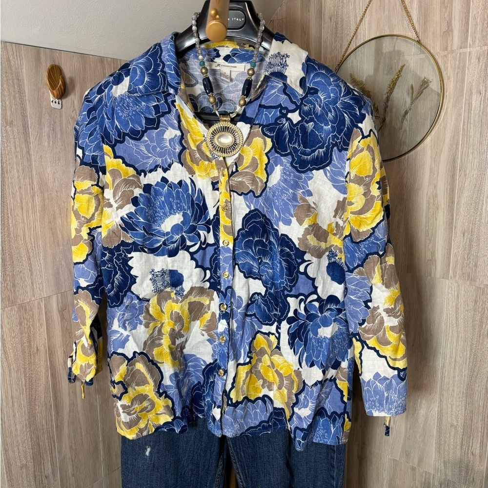 JM Collection Blue and Yellow Floral Button Down Top